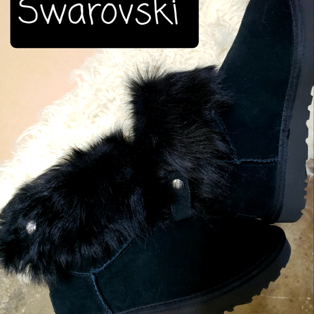 💥 VALENTINA UGG NIB w/SWAROVSKI BUTTONS